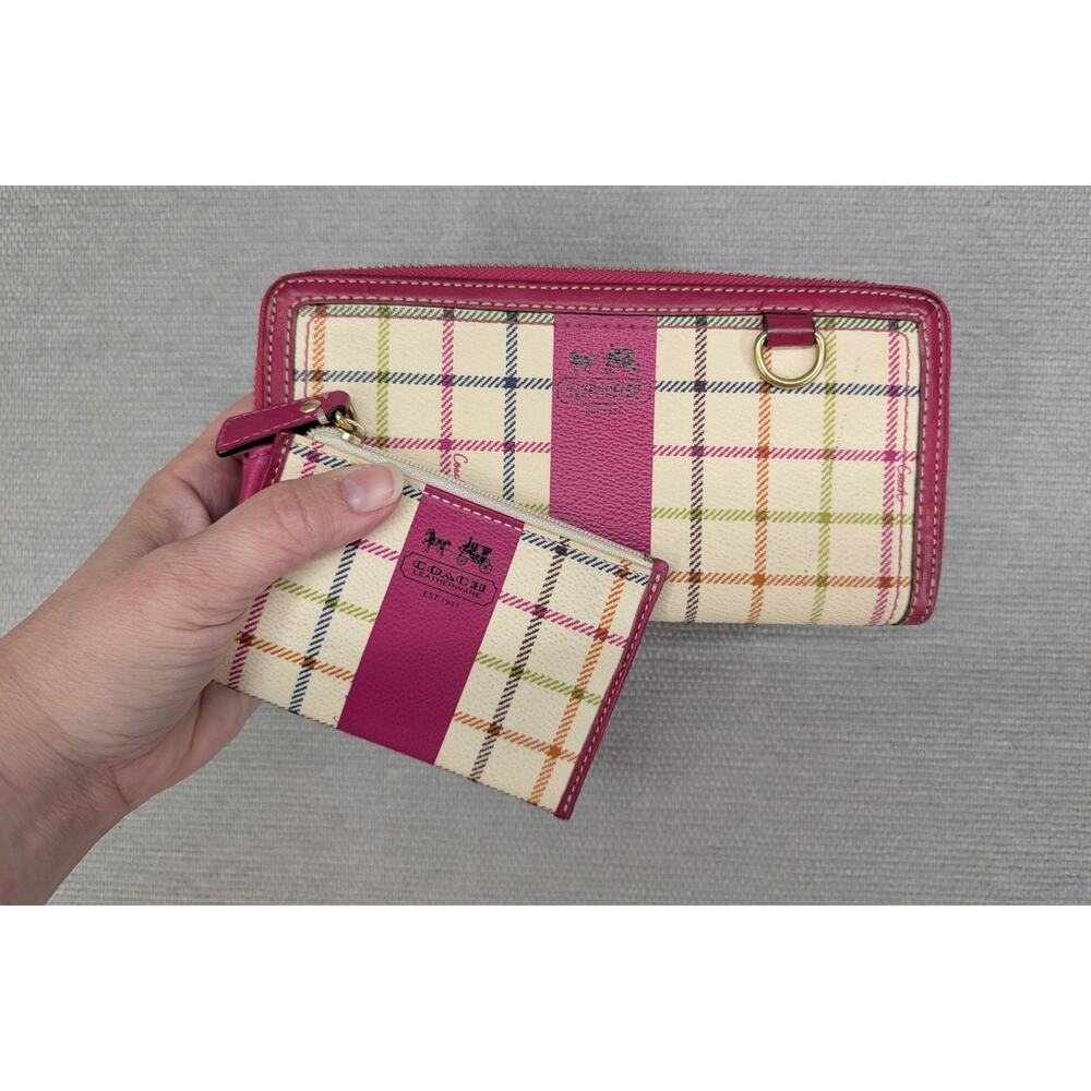 Coach Heritage Stripe Poppy Plaid Pink Multicolor Wallet Clutch & Card Case